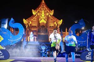 BIB: 100, 1124, 398
                            <button type="button" onclick="openModal(22343051)" class="btn btn-primary btn-sm float-right btn-popup" data-toggle="modal" data-target=".modal-high-quality">
                        <i class="fas fa-shopping-cart"></i> Add to Cart
                    </button>
                                            <button type="button" onclick="isThisMe(22343051, true)" class="btn btn-success btn-sm float-right btn-popup btn-isme hidden" data-toggle="tooltip" data-placement="bottom" title="นี่คือรูปของคุณใช่ไหม คลิกที่นี่เพื่อเอาเข้าอัลบั้ม">
                        <i class="fas fa-plus"></i> Add to album
                    </button>
                    <button type="button" onclick="isThisMe(22343051, false)" class="btn btn-warning btn-sm float-right btn-popup btn-isnotme hidden">
                        <i class="fas fa-ban"></i> Remove from album
                    </button>